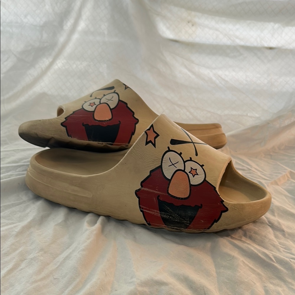 Yeezy Mens Slides size 7 Cookie Monster limited edition  - Tan and Red.